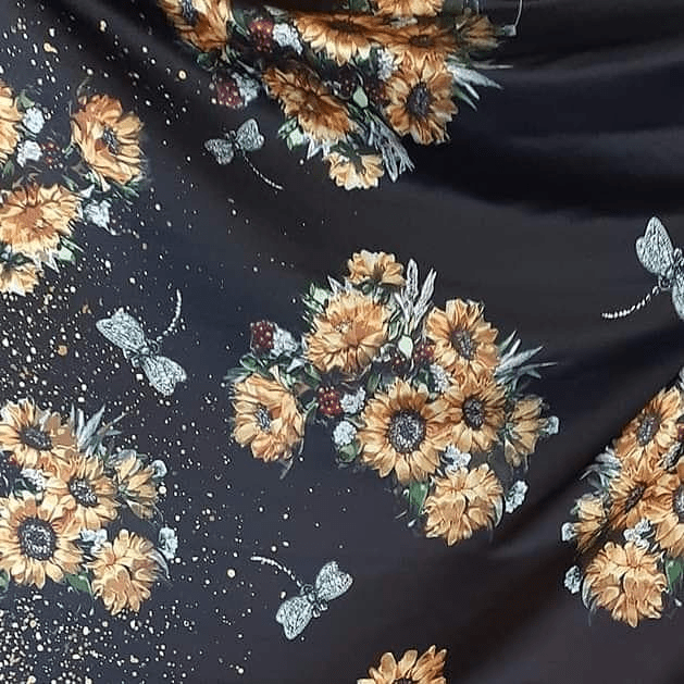 Tafta duchesse imprimata floarea soarelui pe fond negru
