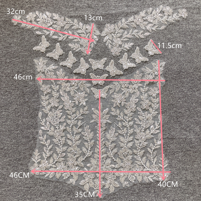 Aplicatii cu margele, perle si paiete, panou