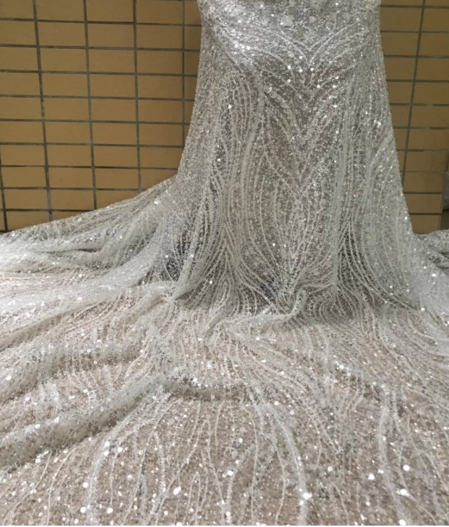 Broderie cu margele si paiete pe toata suprafata, pentru rrochii mireasa, lace fabric glass beads, bride lace.  Broderii premium. Calitate Superioara. Broderii exclusive.