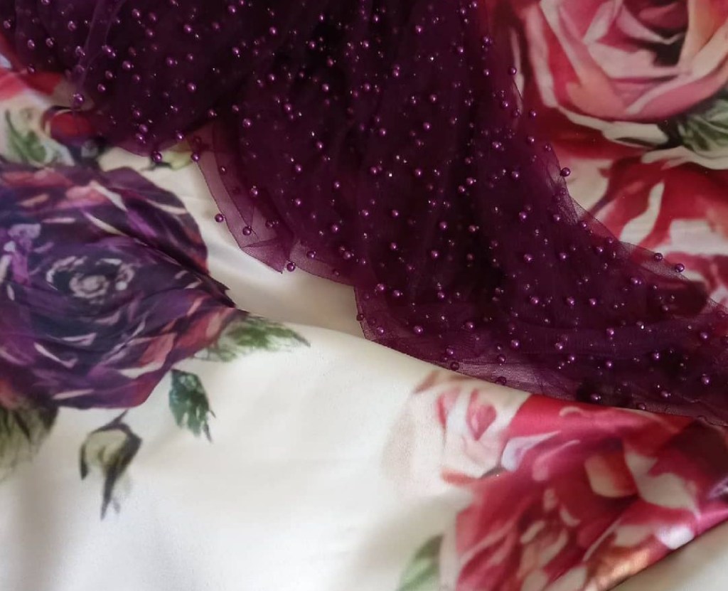 Tull cu perle mov violet