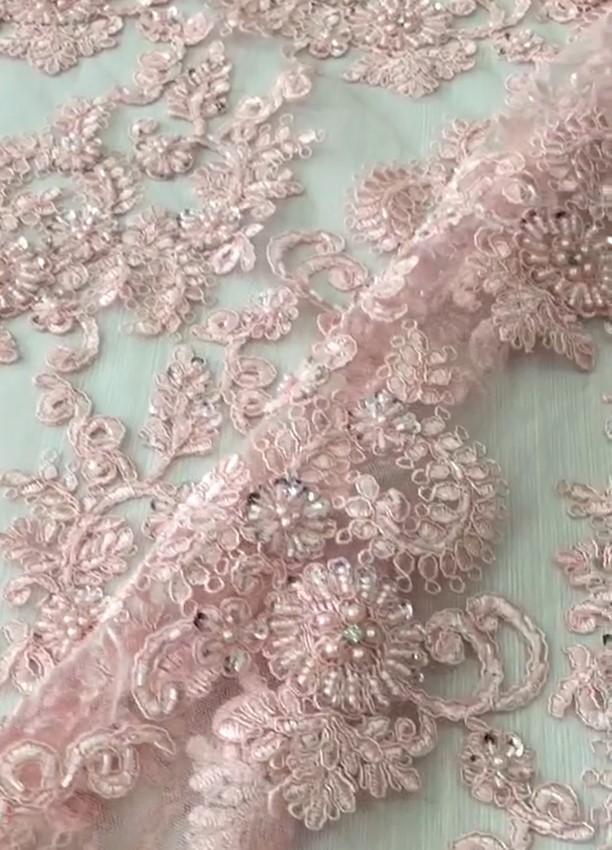 Dantela RN-01, Rose Noble, decupabila, cu perle,
cristale ,margele si paiete, pink lace fabric glass beads, glass apliques. Broderii exclusive. Calitate Superioara. Broderii exclusive.