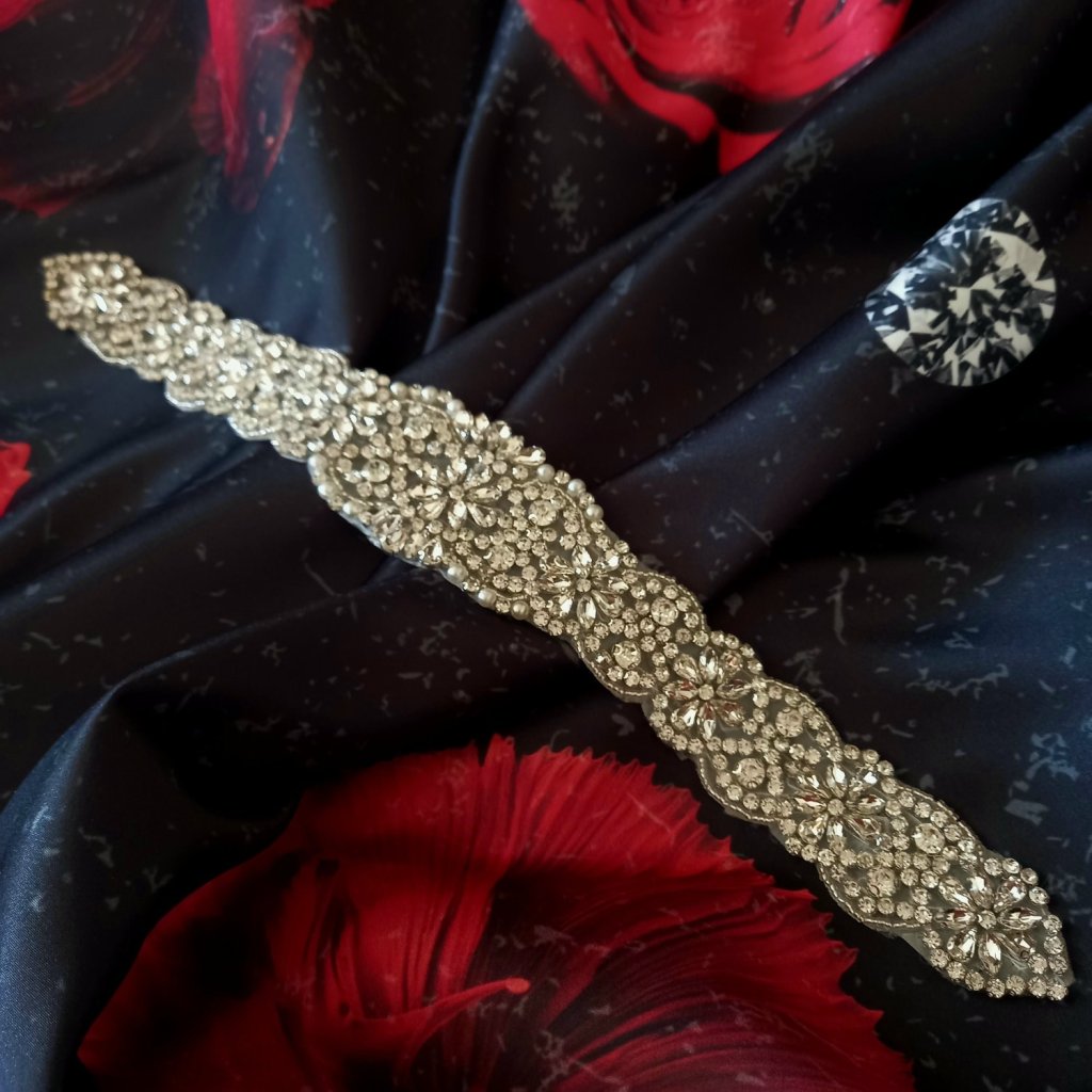 brau din cristale roz, glass beads, glass apliques