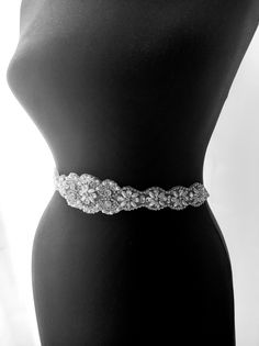 Brau cu cristale, lucrata manual, glass beads, glass apliques
