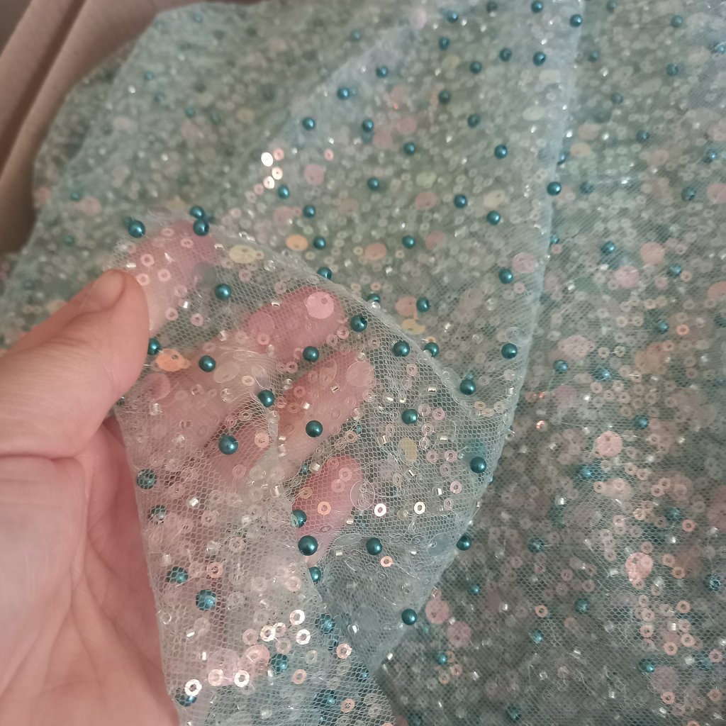 Dantela verde-menta, 
cu perle, margele si paiete, lace fabric glass beads, glass apliques
