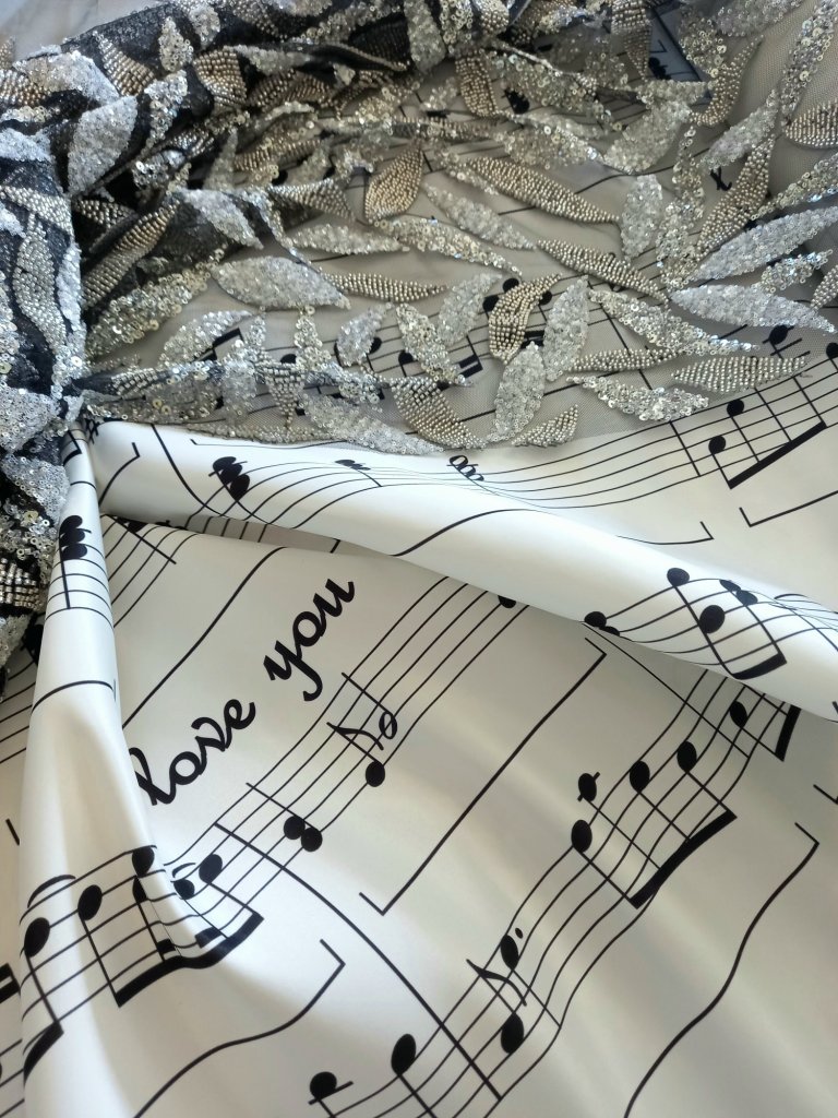 Taft duchesse cu note muzicale, 
facem la comanda