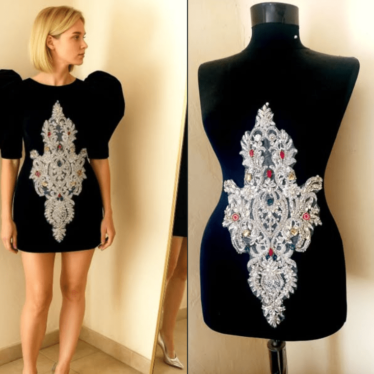 Aplicatie cu cristale din sticla 40x22cm 
pentru rochie dama, lucrata manual, glass beads, glass apliques . Tesaturi de evenimente, rochii de seara, bluze, fuste.