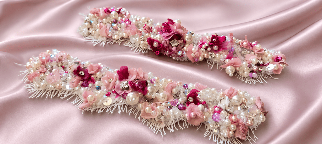 Luxury wedding cuff appliqués with 3D embroidered flowers, sparkling crystals and couture craftsmanship. 
✨ Made in Romania
 🌍 Worldwide shipping 
#bridalfashion
#eveninggown
#couturedetails