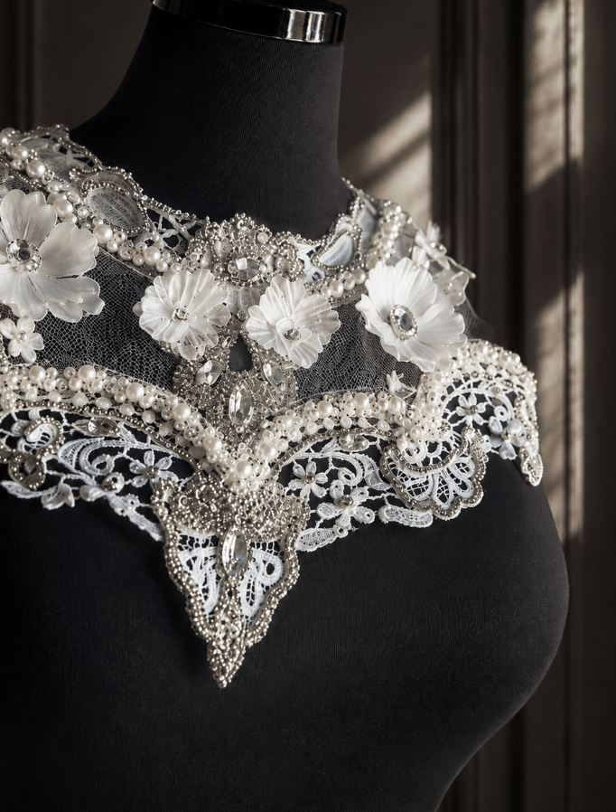 Aplicatie de cusut pentru rochie de bal